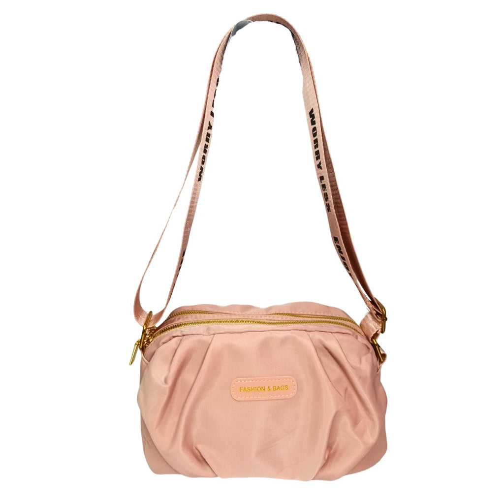 Cartera Baggy Con Correa